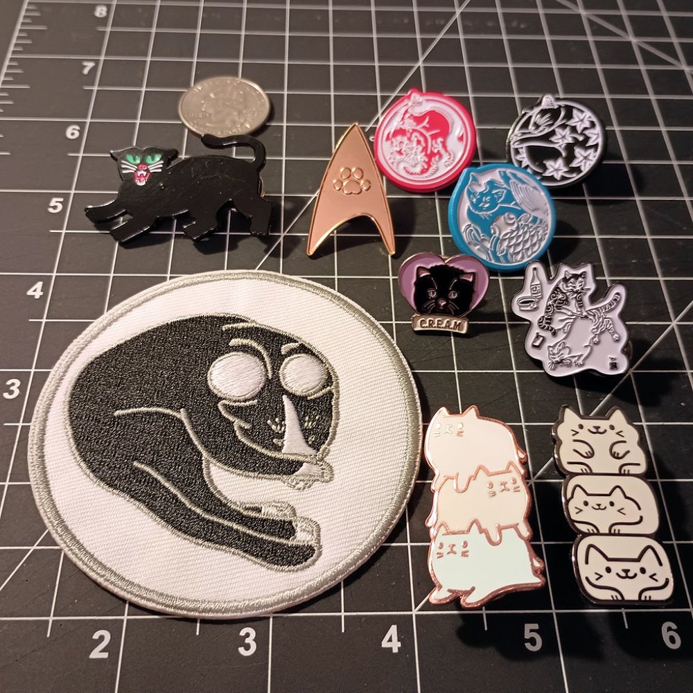 Cat Lovers Flair Bundle, 10 piece lot enamel pin pins embroidered patch
